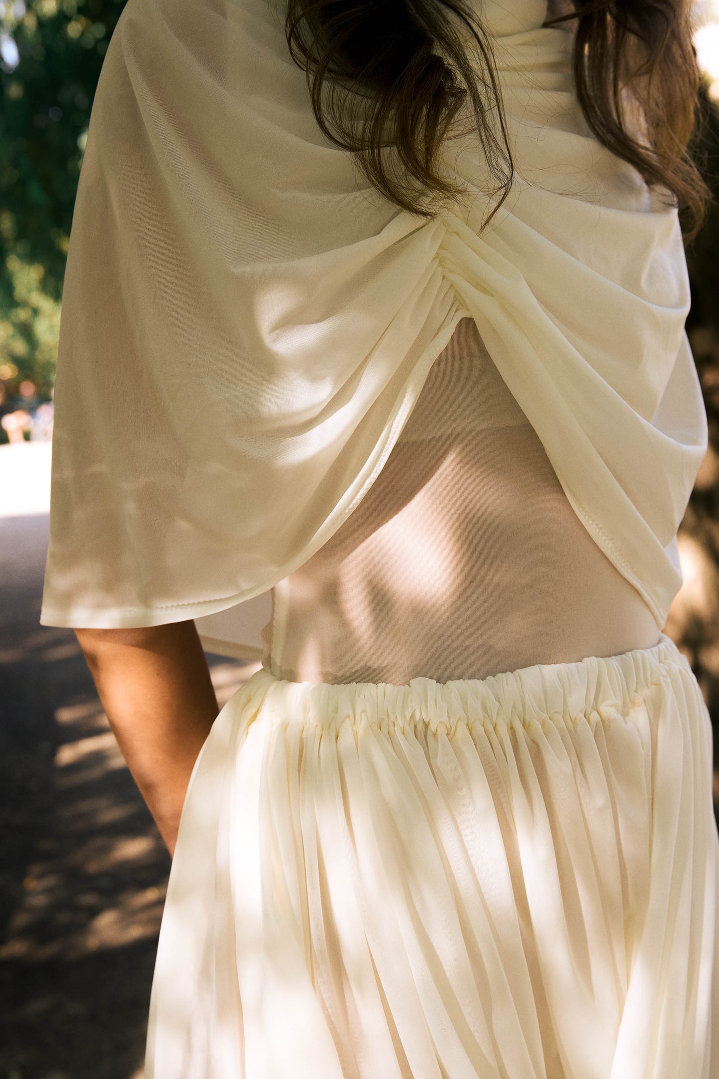 AVA TOP / OFF WHITE