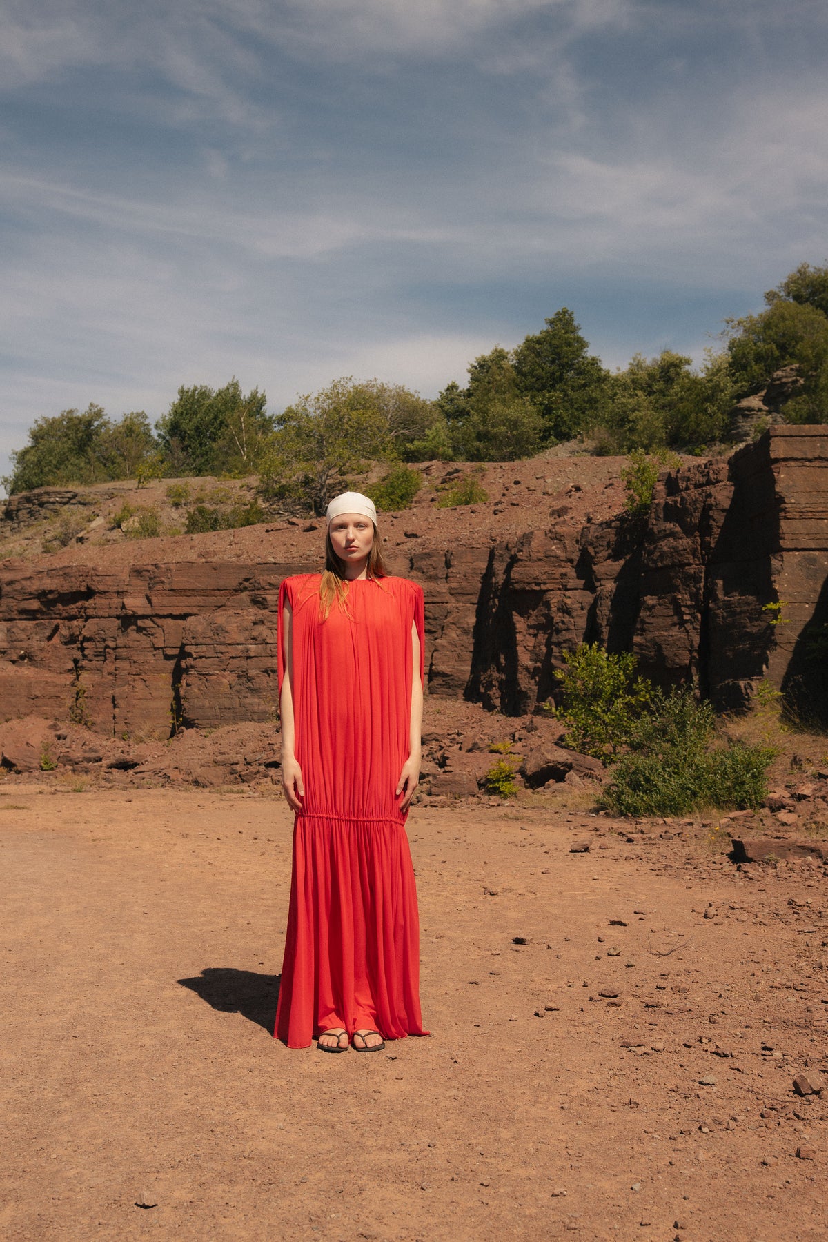 RIO DRESS / RED