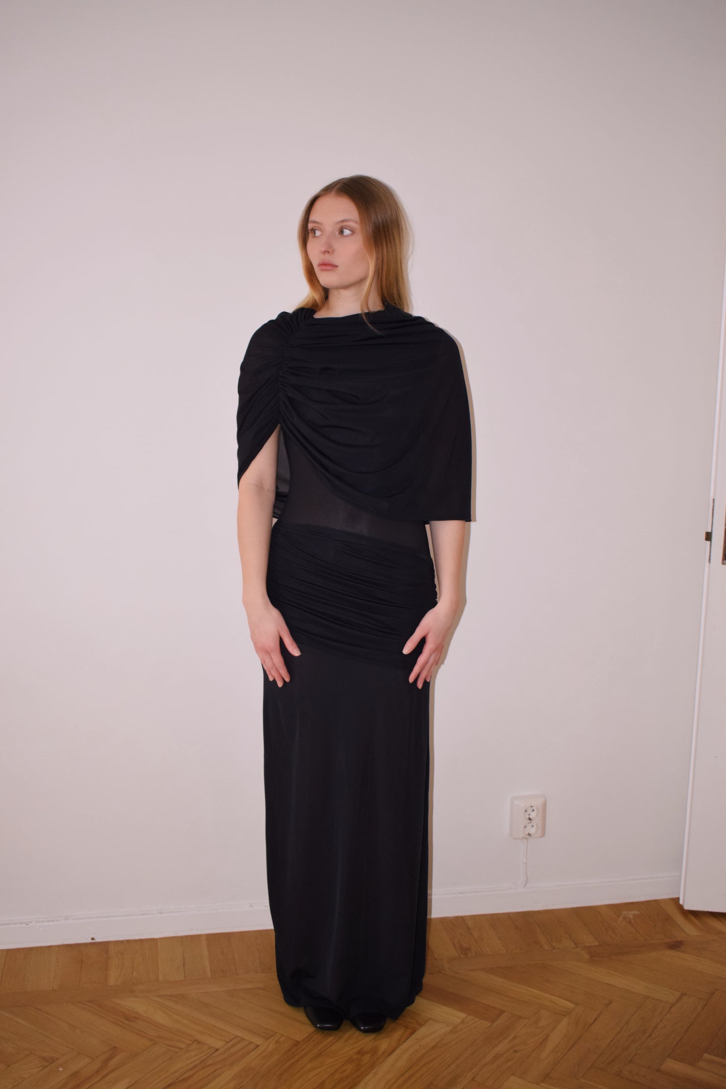 AVA DRESS / BLACK