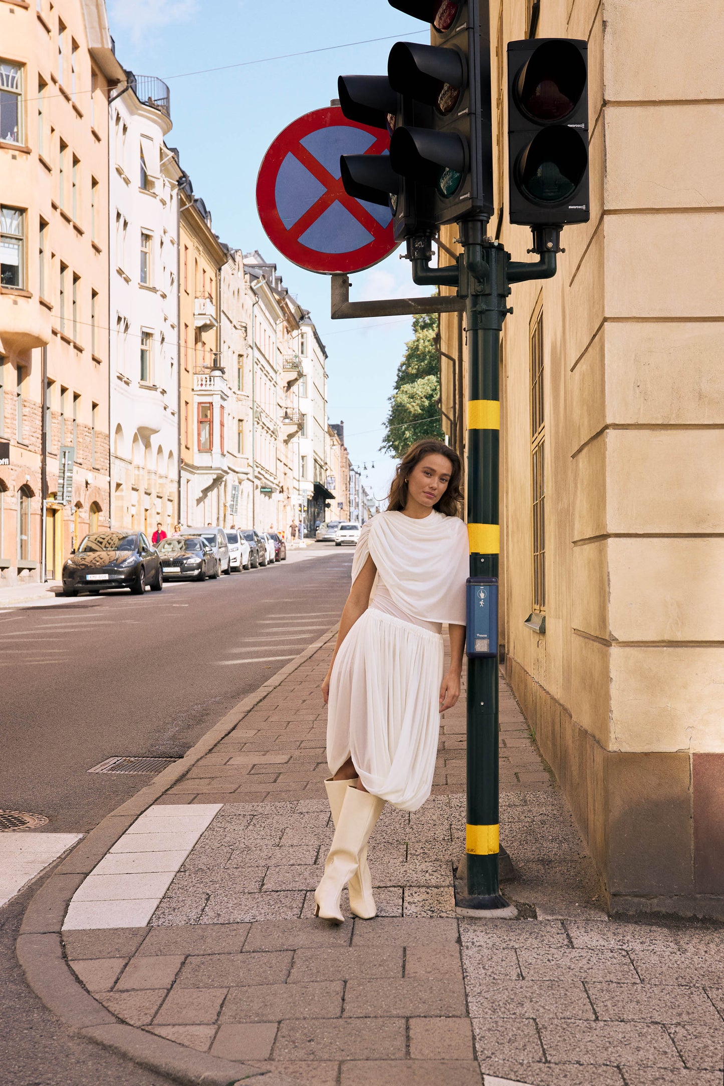 AVA TWISTED SKIRT / OFF WHITE